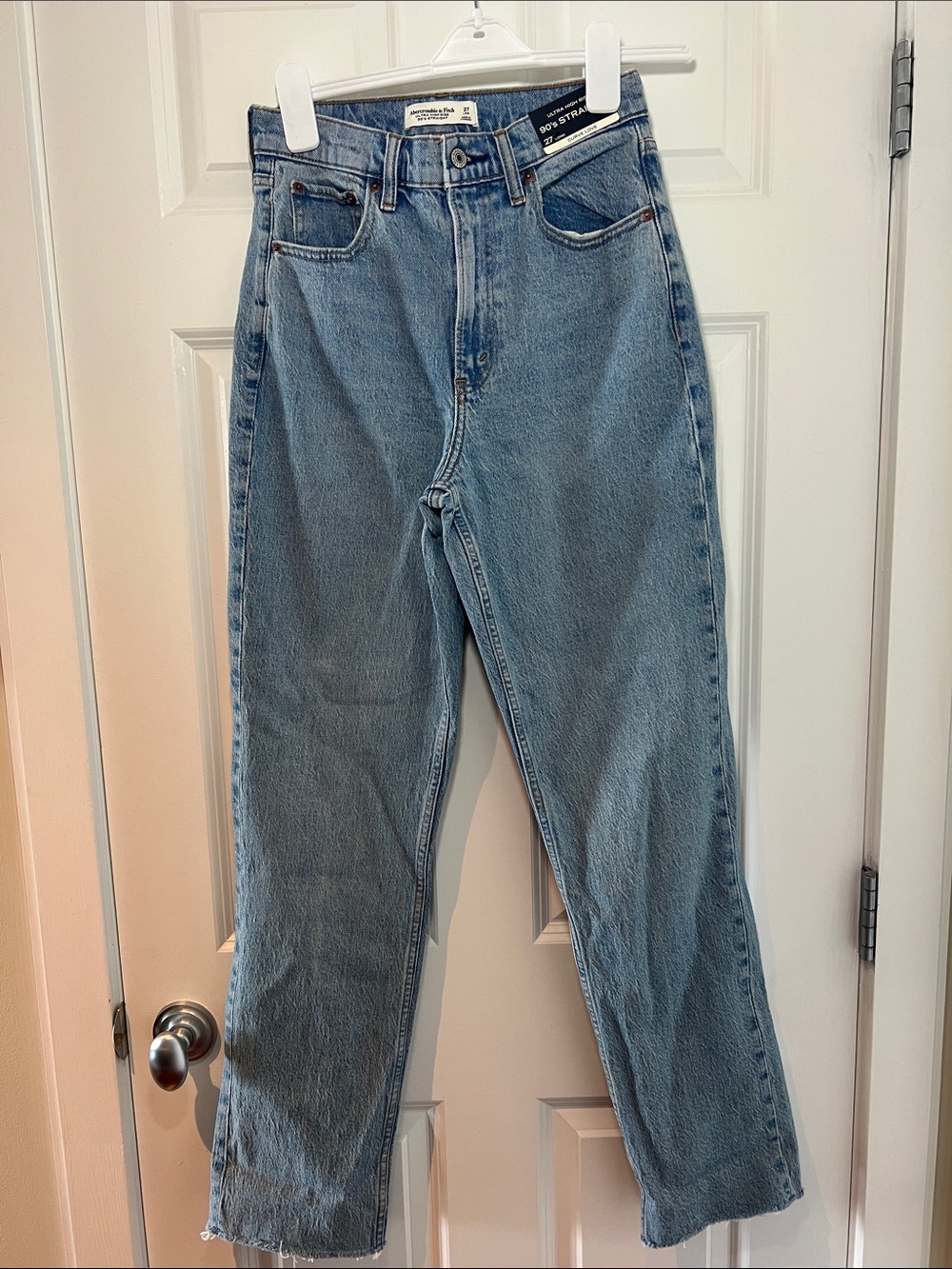 Women’s Abercrombie & Fitch Curve Love 90’s High-Rise Straight Jeans size 27 L